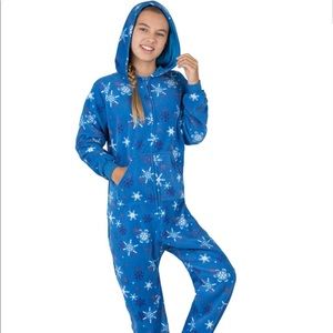 Footed onsie hooded pajamas